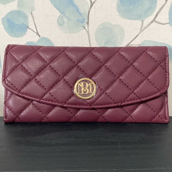 Badgley Mischka Diamond Quilting Cover Wallet Plum Vegan Leather NWT - Picture 1 of 4